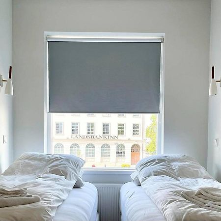 Day Dream Townhall Square Apartments Akureyri Exterior photo