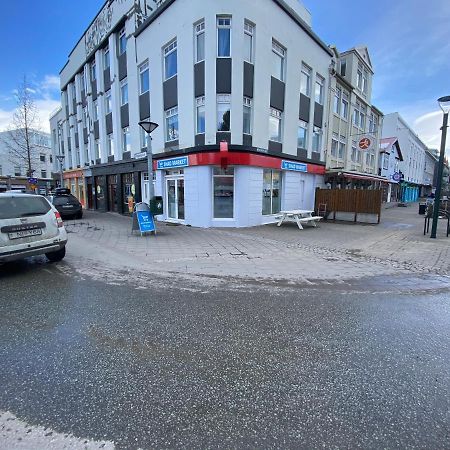Day Dream Townhall Square Apartments Akureyri Exterior photo