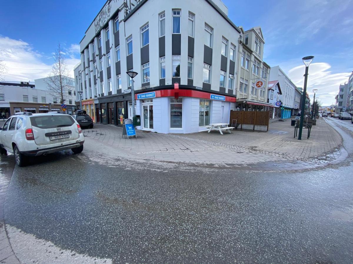 Day Dream Townhall Square Apartments Akureyri Exterior photo